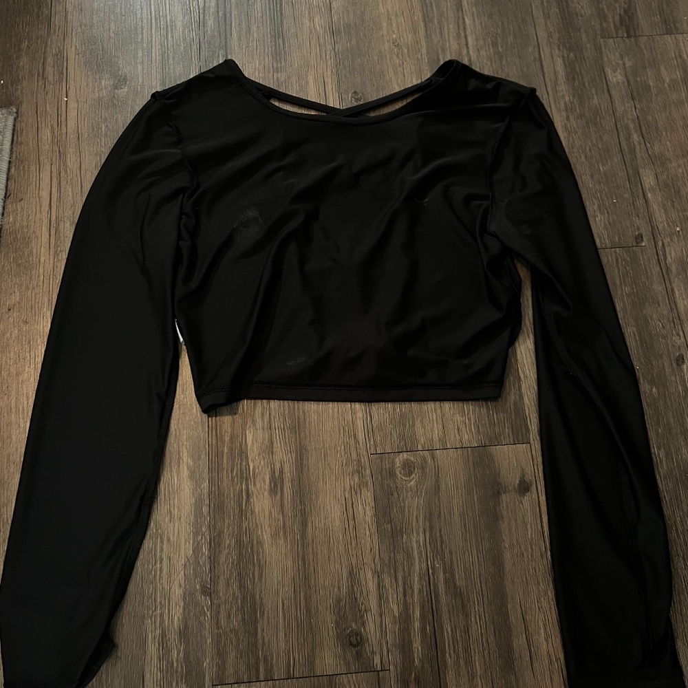 Black Long Sleeve Athletic Top